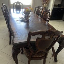 Dinning Room Table 