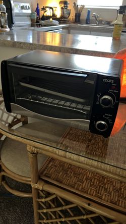 Cooks toaster oven