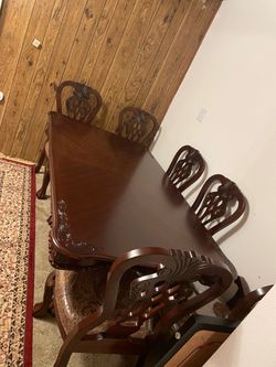 Luxury New 6-Piece Dining Table Set