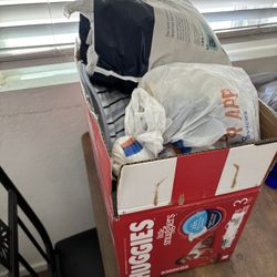 Free Box Baby Diapers And Clothes