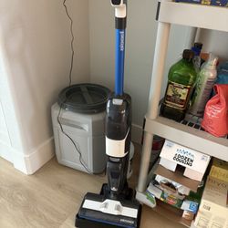 Bissell Crosswave Floor Mop And Solution 