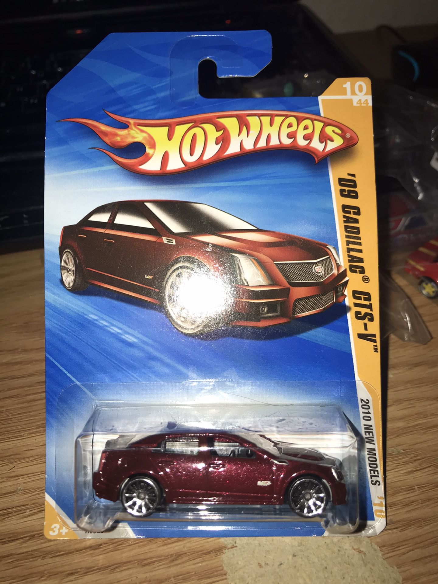 Hot wheels 09 cadillac ctsv moc carded