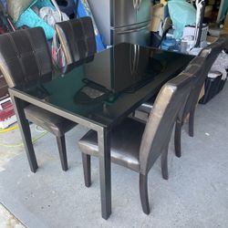 Kitchen Table 4 Seats 