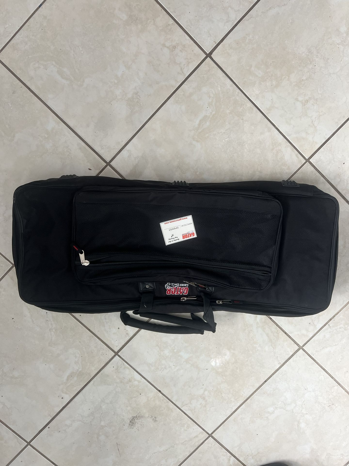 Gator Cases Padded Keyboard Gig Bag, Fits 49 Note Keyboards (GKB-49), Black