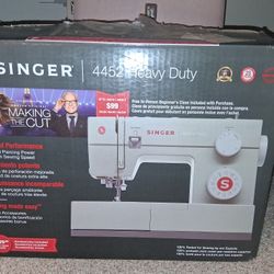 SINGER  4452 Heavy Duty Sewing Machine