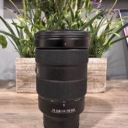Sony FE 24-70mm F/2.8 G Master Lens