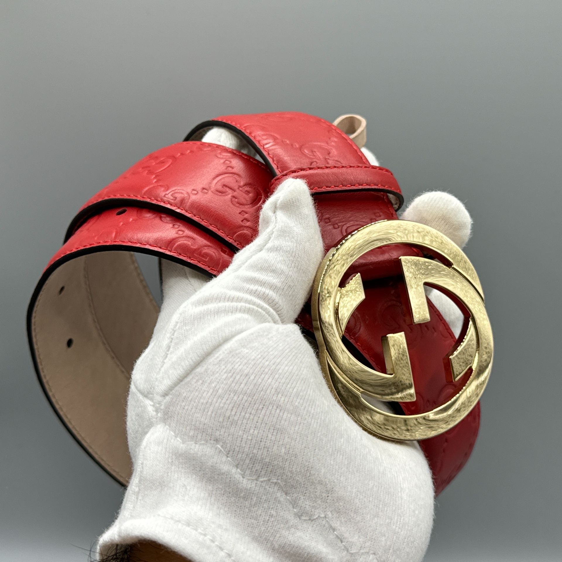 Gucci Red and Gold Signature Belt GUCCI Red Patent Leather Black Interlocking G Plaque Buckle  main image 2
