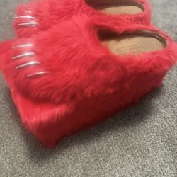 Bravest Studio Slide 