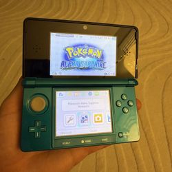 Nintendo 3DS With Pokemon Alpha Sapphire 