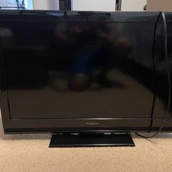 32” Insignia TV 