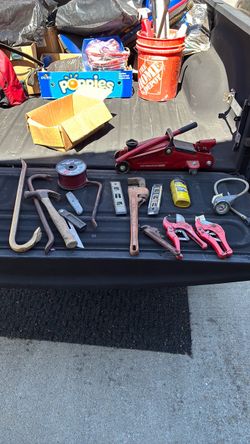 Box of misc tools