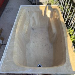 Travertine Stone Bathtub – Luxury Soaking Tub