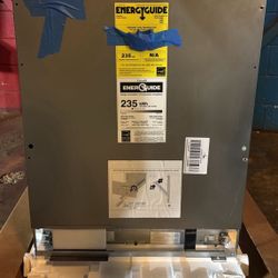 ASKO DFI664 24” Panel-Ready Dishwasher – New 