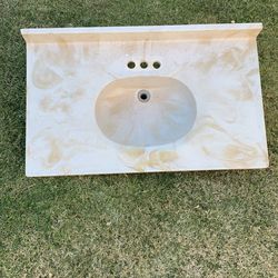 Lavavo  37X22  Inch   $5.00