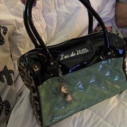 2012 CARS LAND PURSE 