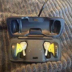 Earbuds