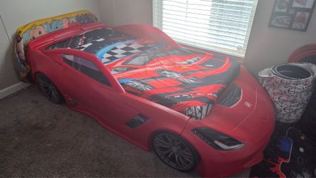 Race car bed $170 obo