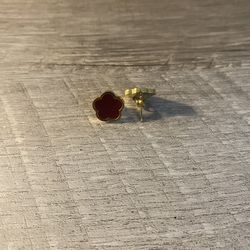 Clover Stud Earrings – Gold Tone (Designer-Inspired)