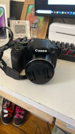 Working Canon Without Charger And Storage Card.