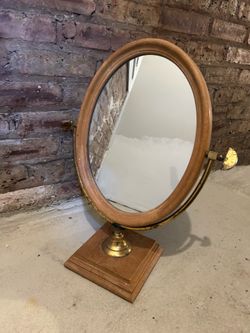 Vanity mirror