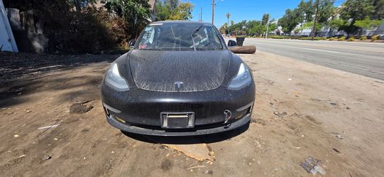 PARTING OUT 2017 2028 2019 2020 2021 2022 2023 TESLA MODEL 3