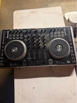 DJ Mixer