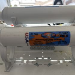 Reverse Osmosis (RO) Water Purification System – Excellent Condition