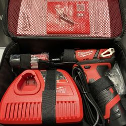 Milwaukee 2401-22 Hex Screwdriver Kit
