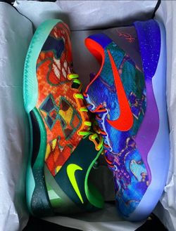 Kobe 8 Protro
What The (2025) Size 10.5 Nike