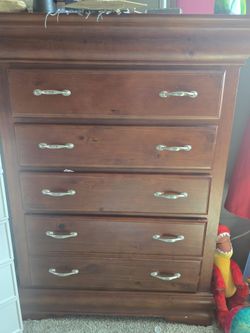 Bedroom Dresser Set