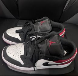 Youth size 7 Jordan’s