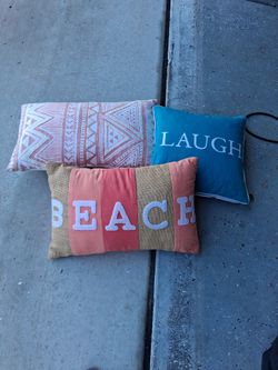 Decorative Throw Pillows