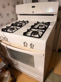 Gas stove