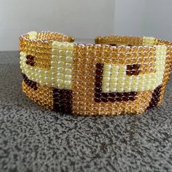 Beaded bracelet