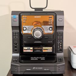 SONY CD CASSETTE MP3 STEREO