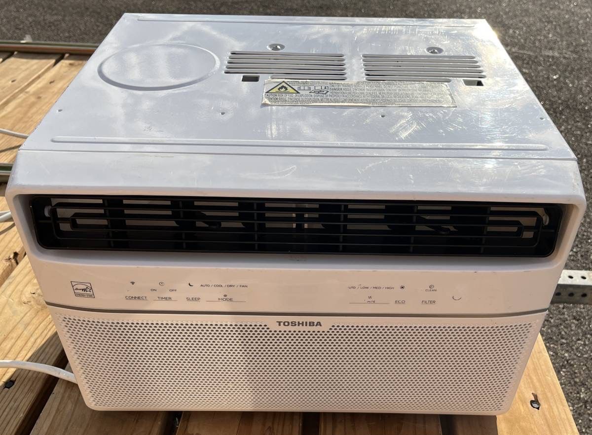 Toshiba 8000btu Window A/C