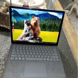 Microsoft - Surface Laptop 3 - 13.5" Touch-Screen - Intel Core 15 - 8GB Memory - 128GB Solid State D