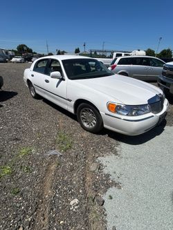 Lincoln town car ‘99