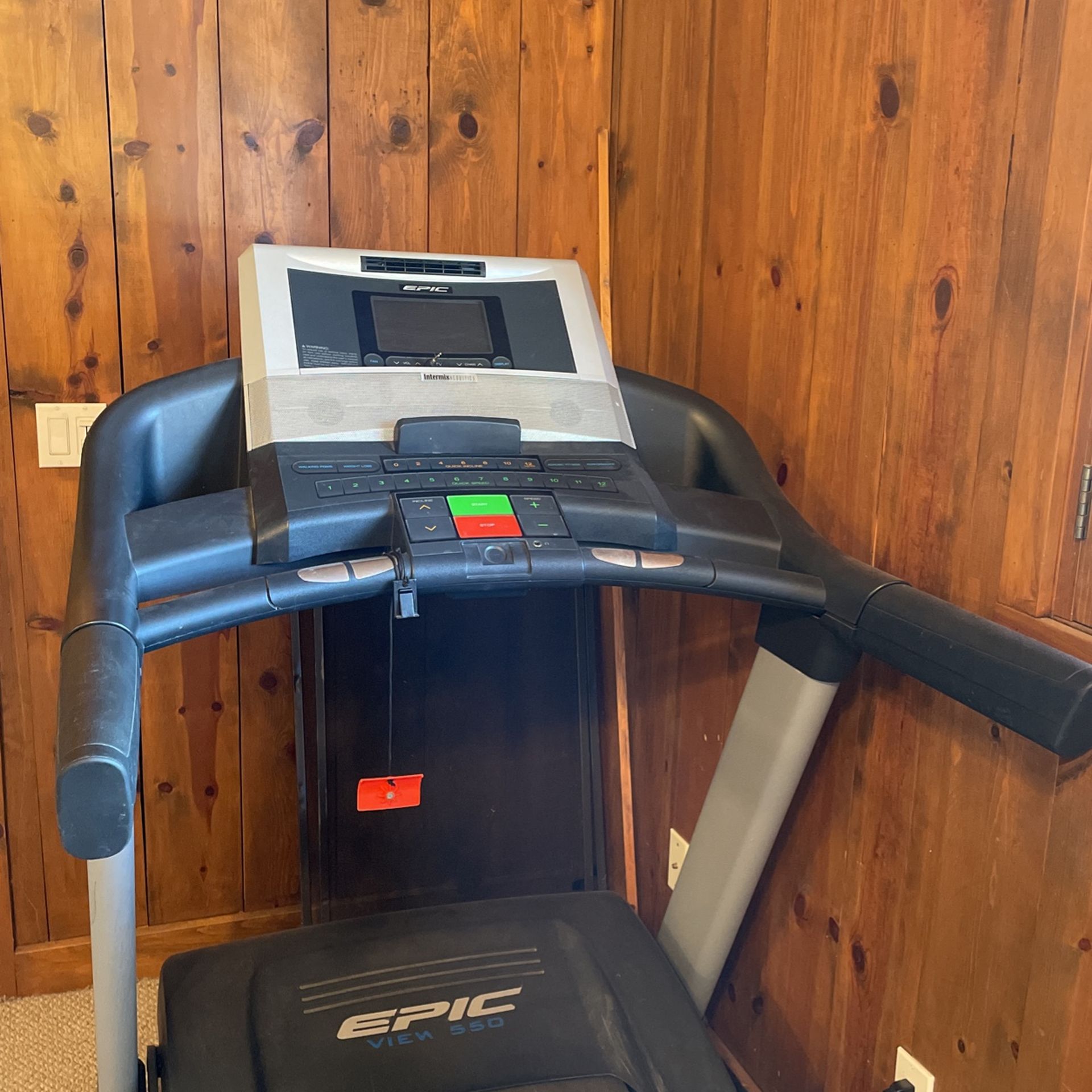 UEpic View 550 Treadmill in Good Condition for Sale in Rolling Hills CA OfferUp