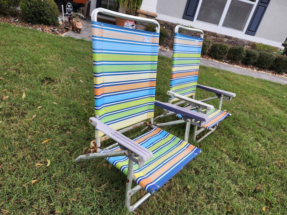 Vintage 1970s Sun Lounge Chairs Portable Folding Beach Chairs Picnic Tailgating Barbecue Concert Chairs Two Matching