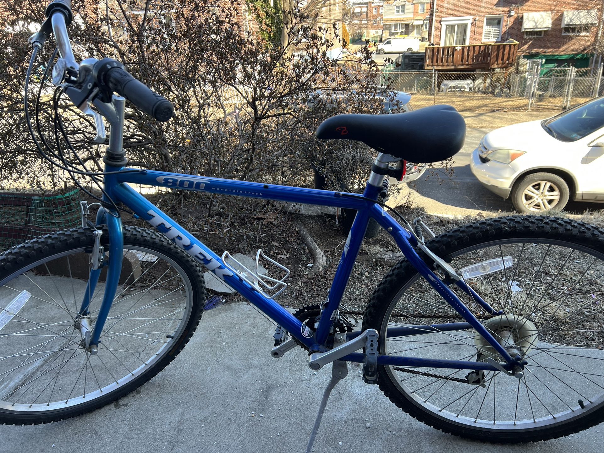 Trek Mountain Track 800 Bike