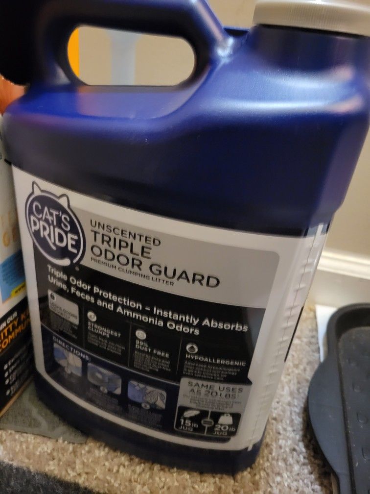 2 Containers Of Cat Litter 