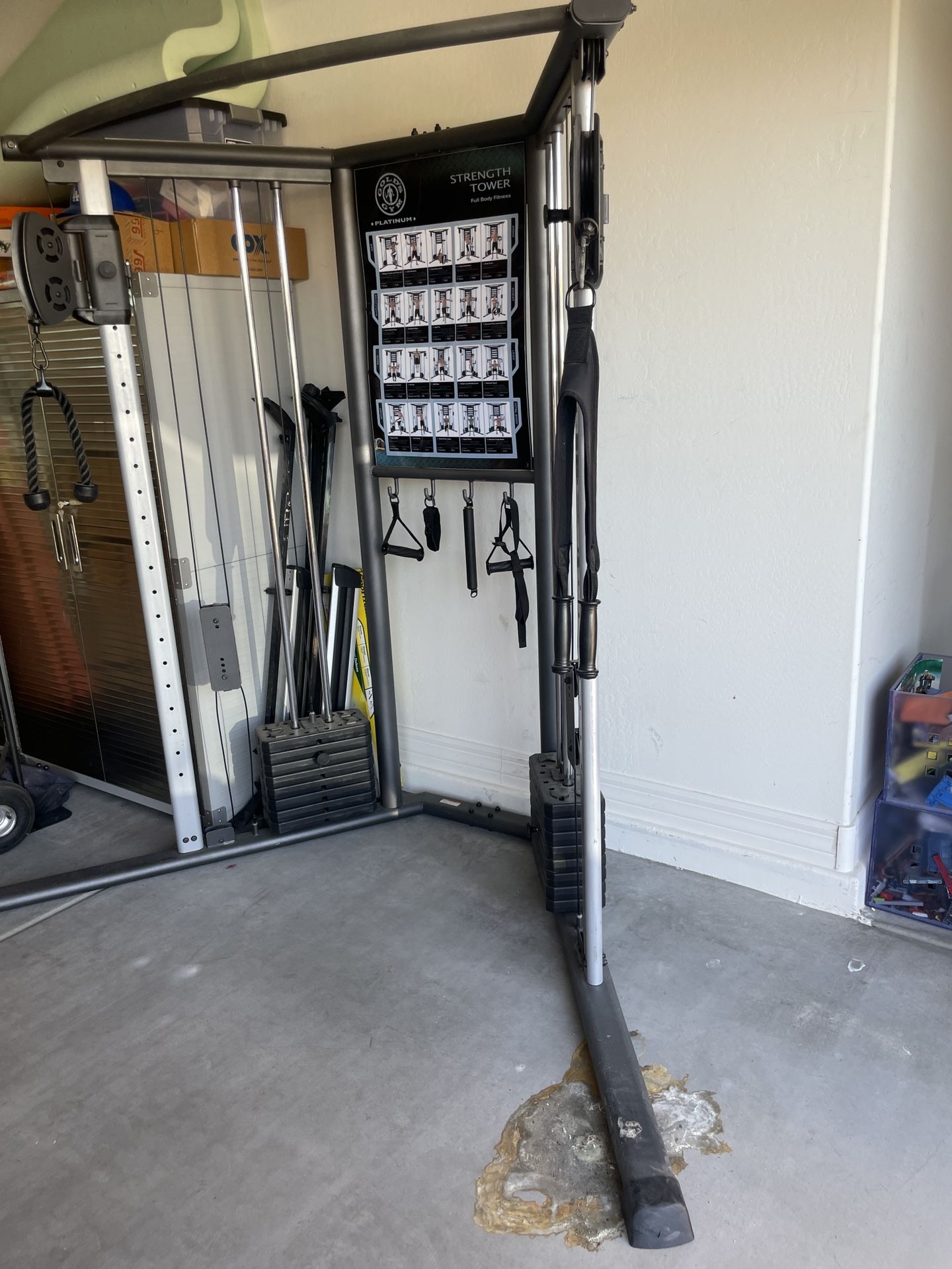 Gold Gym Platinum Workout Tower for Sale in Chandler, AZ OfferUp