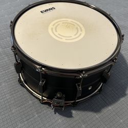 Tama S.L.P. Big Black Steel 8 x 14-inch Snare Drum - Matte Black