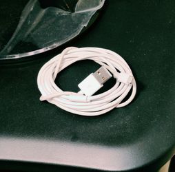 iPad iPhone charging lighting cable 7 ft.