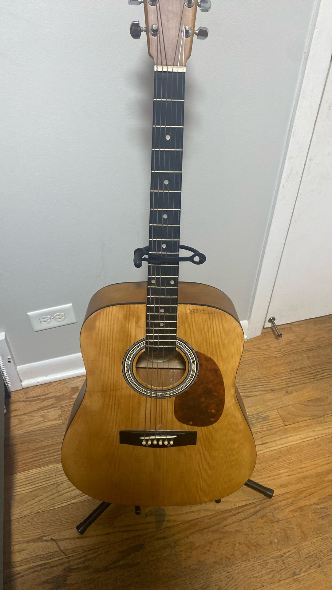 First Act MFG-41 Guitar