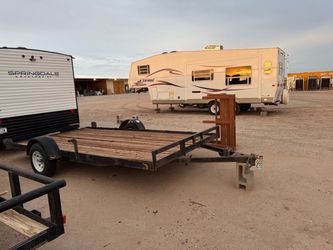Toy hauler trailer