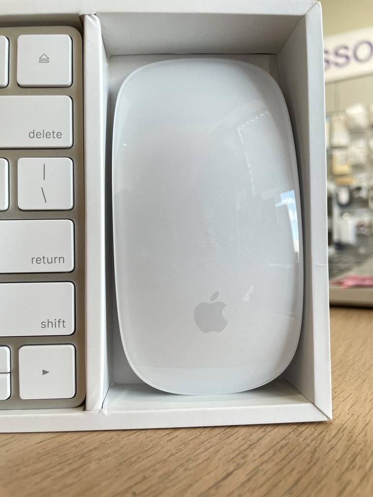 Apple Magic Mouse 2 and Magic keyboard 2 Set