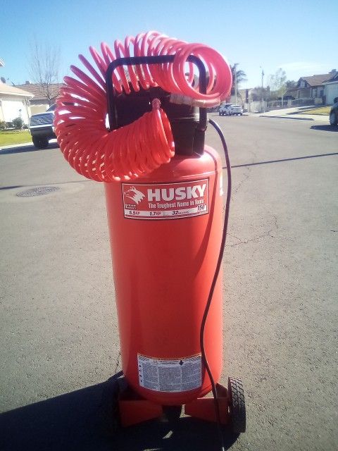Husky 32 Gallon Air Compressor