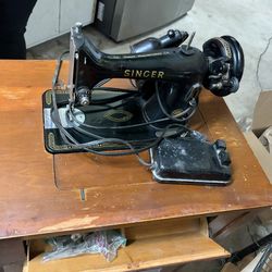 Singer 1954 Sewing Machine